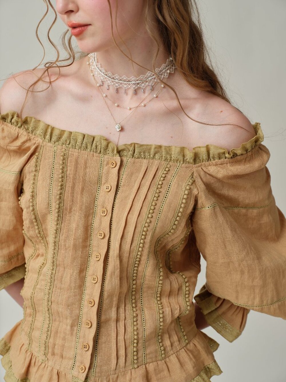 Linennaive Martha 21 Blouse beige